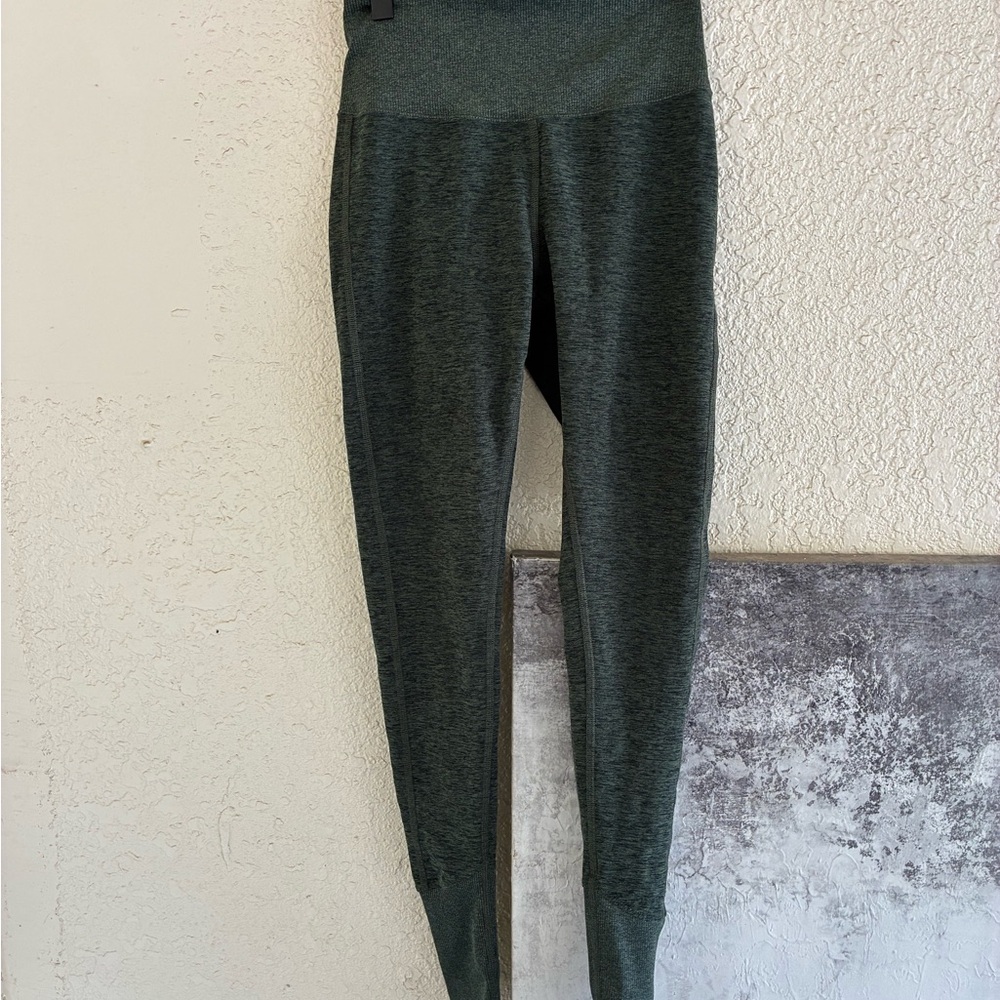 ALO Yoga Lounge Leggings